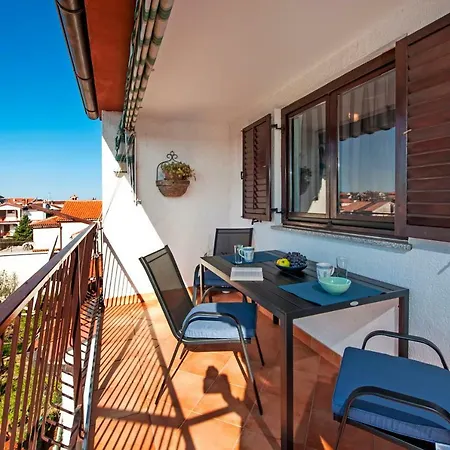 Bora Apartment