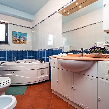 Bora Apartment